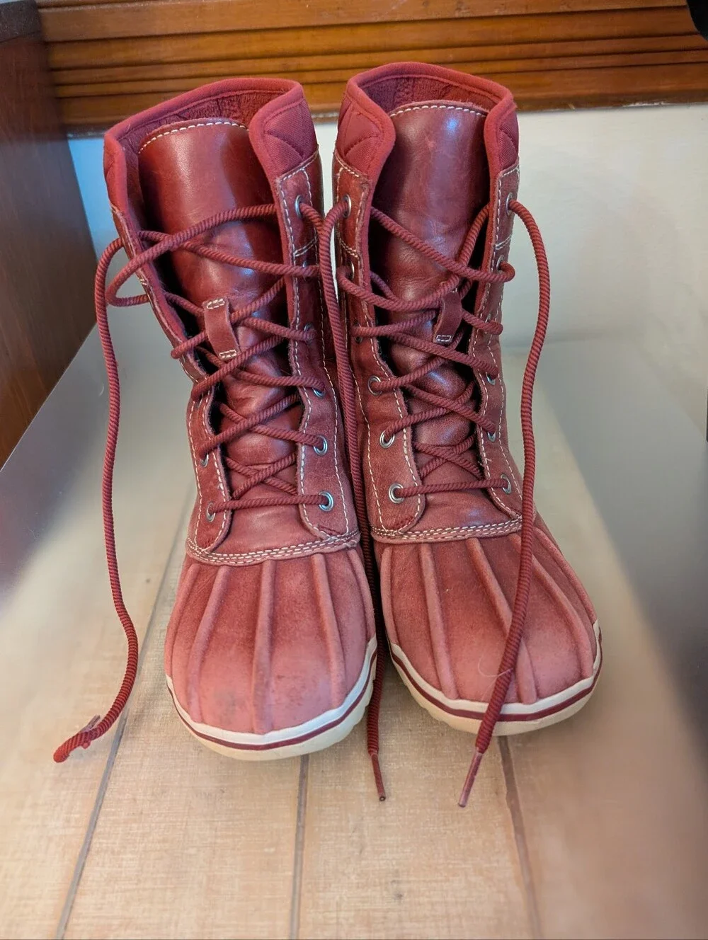 Women's LL Beans Red Leather Insulated Duck Boots
